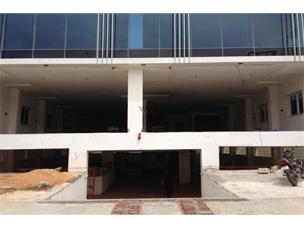 Commercial Showroom for Rent