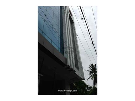 Commercial building for Rent