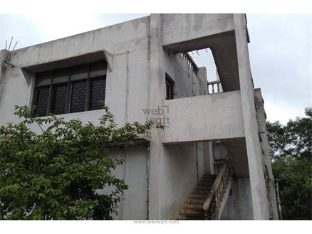 Commercial Property in Industrial Estate for Rent