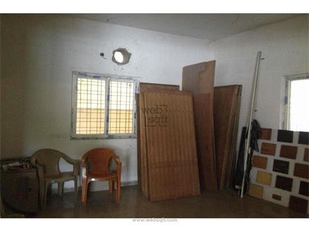 Retail showroom shop for Rent
