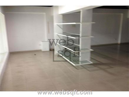 Retail showroom for Rent