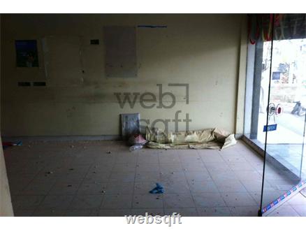 Retail showroom for Rent