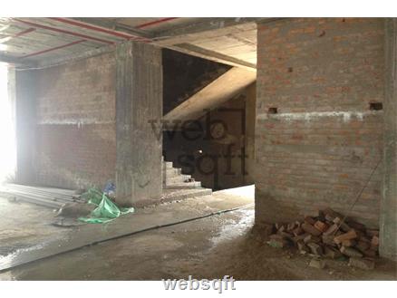 Commercial Retail showroom shop for Rent