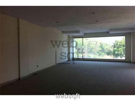 Retail showroom shop for Rent