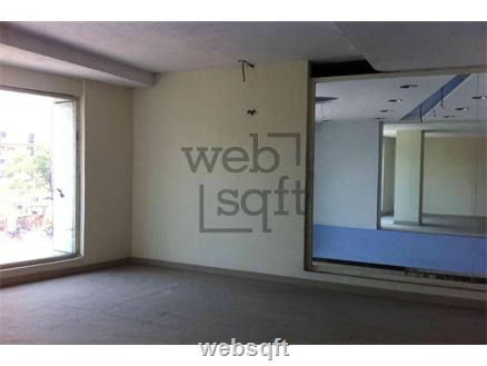 Retail showroom shop for Rent