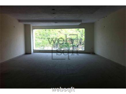 Commercial Retail showroom for Rent
